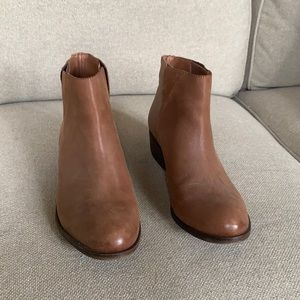 Size 8.5 Lucky Brand booties